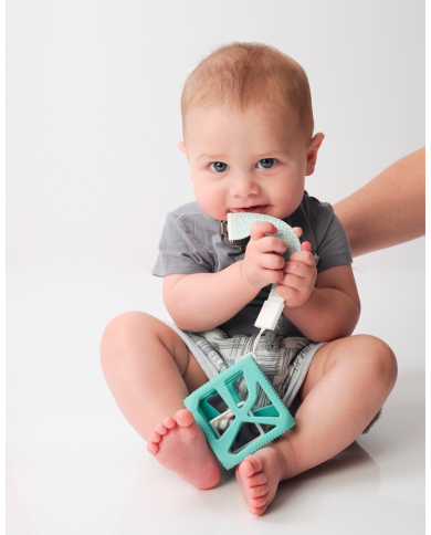 CINTA SARO PORTA CHUPETE + DIENTES DE SILICONA AZUL