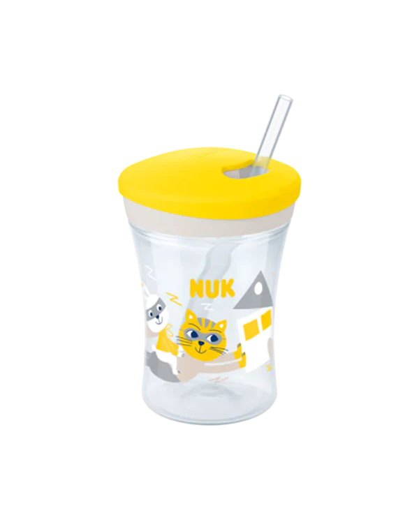 NUK COPA ACCIÓN AMARILLO +12M 230ML